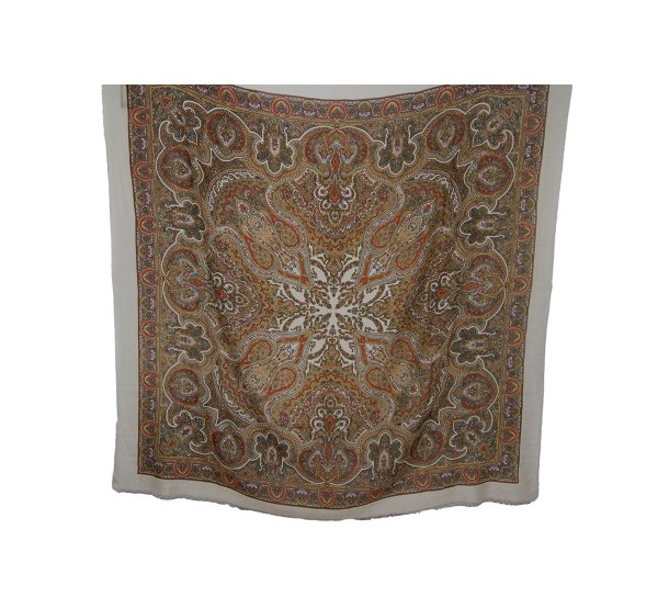 Mantón Cien Colores. Oferta y Comprar en TrajeRegional.com