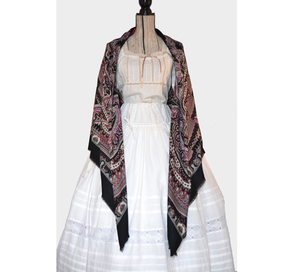 Mantón Morella. Oferta y Comprar en TrajeRegional.com